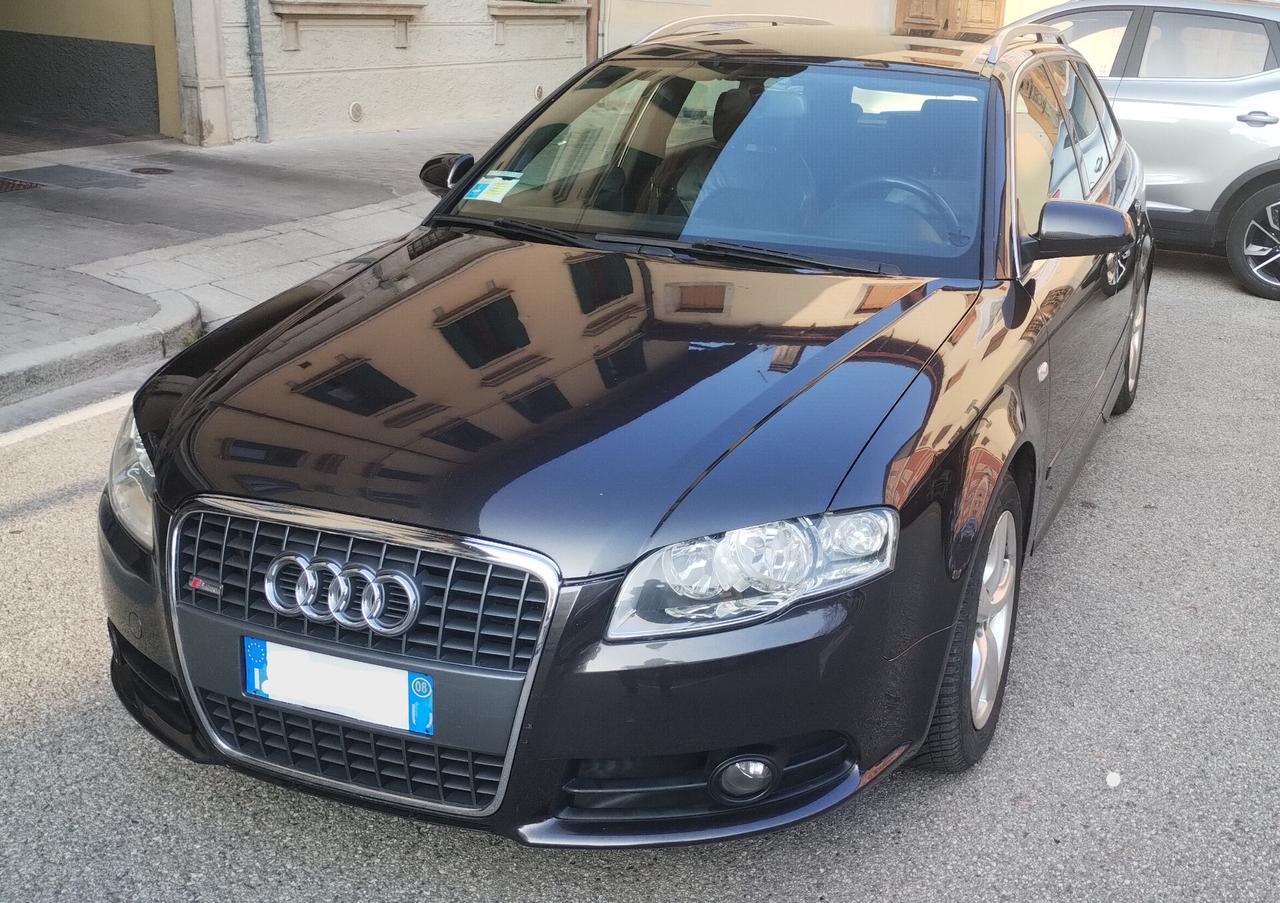 Audi A4 Avant 2.0 TDI 143CV S-Line