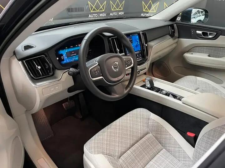 Volvo XC60 T6 Recharge Plug-in Hybrid AWD automatico Plus Bright