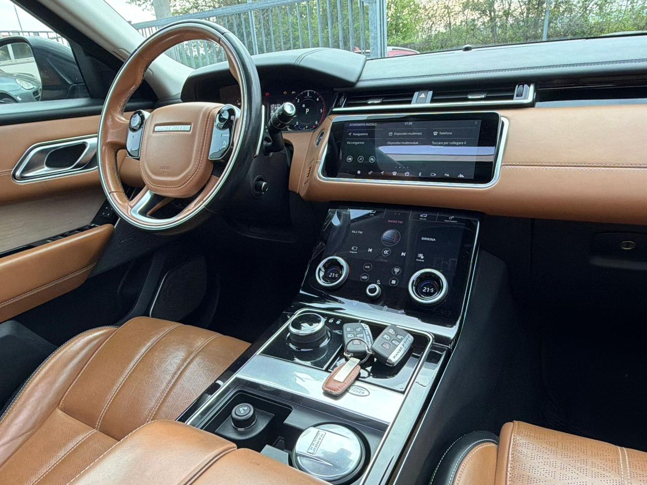 Land Rover Range Velar 3.0 V6 SD6 300 CV First Edition