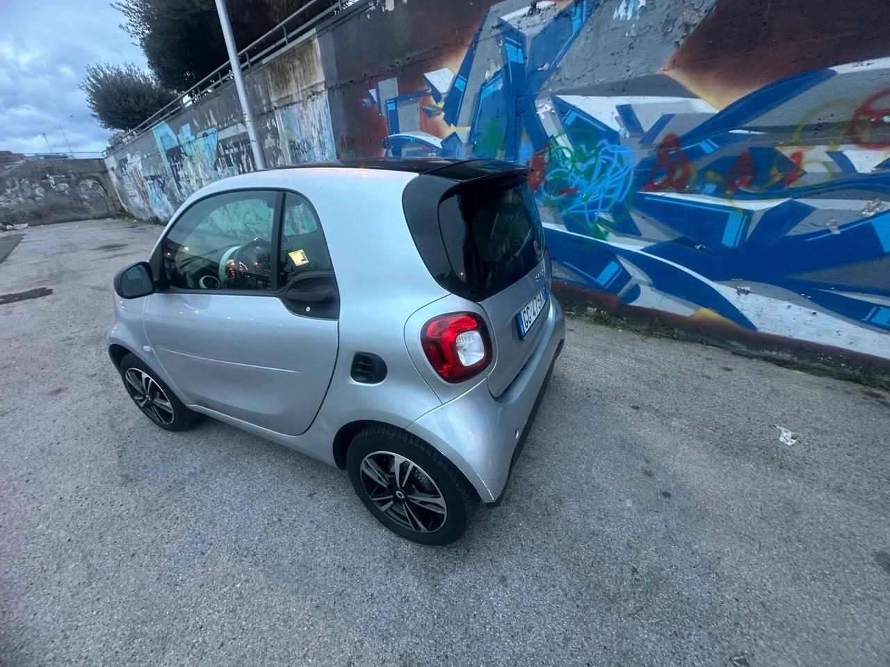 SMART FORTWO AUT+NAVI+TETTO+PELLE