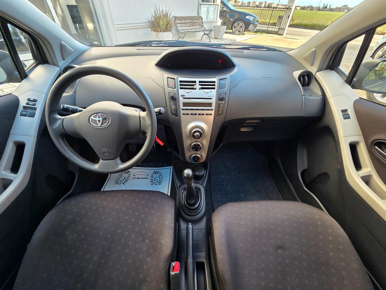 Toyota Yaris 1.0 Benzina 5 porte
