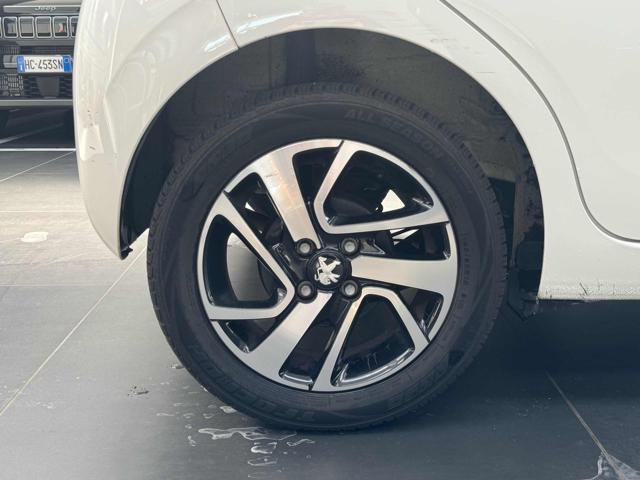 PEUGEOT 108 PureTech 82 5 porte Allure