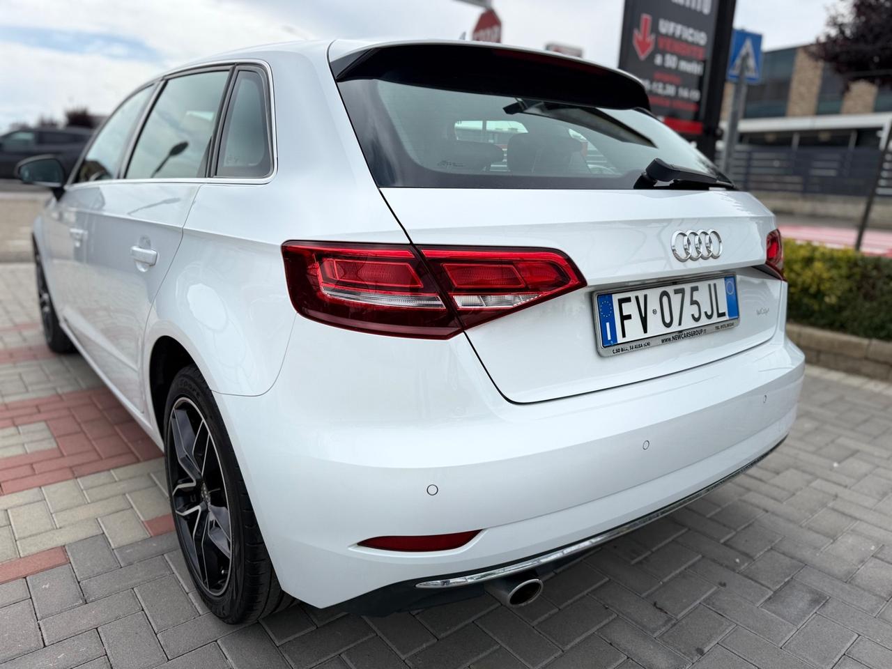 Audi A3 SPB 1.6 TDI S tronic OK NEOPATENTATI