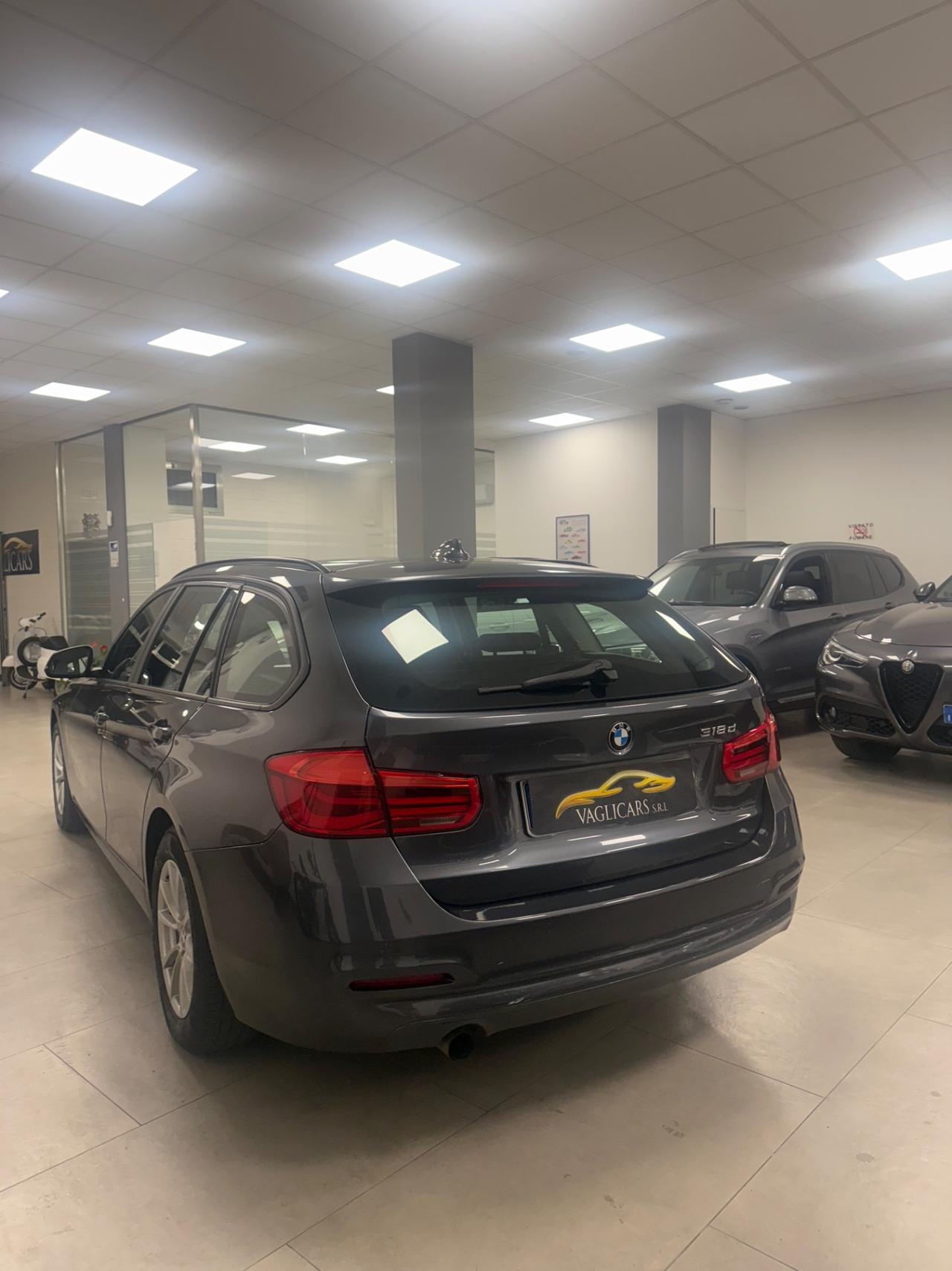 Bmw 318 318d Touring Business Advantage aut.