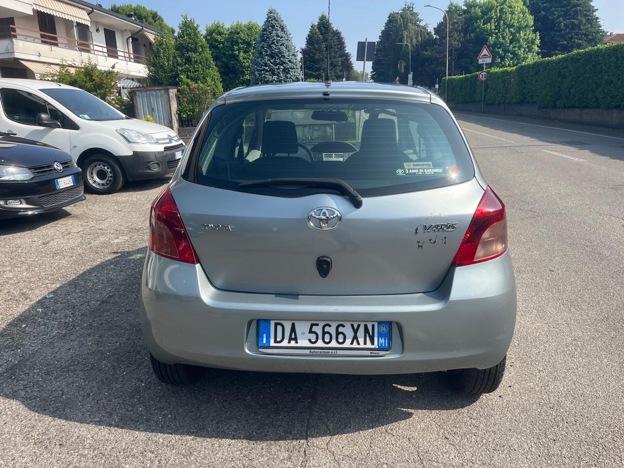 Toyota Yaris 1.3 3 porte/cambio è semiautomatico