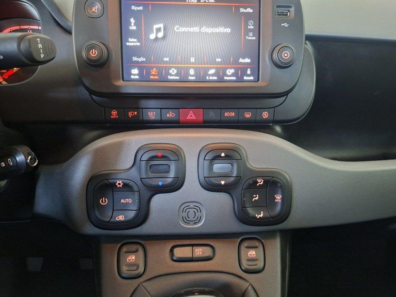 Fiat Panda 1.0 FireFly S&S Hybrid City Cross