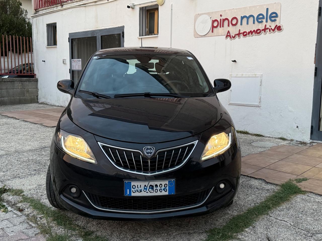 Lancia Ypsilon 1.0 FireFly 5 porte S&S Hybrid Gold