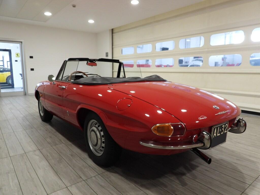 Alfa Romeo Spider 1750 SPIDER VELOCE OSSO DI SEPPIA 105.57