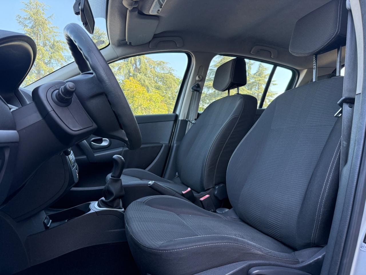 Renault Clio 1.2 16V 5 porte GPL Confort