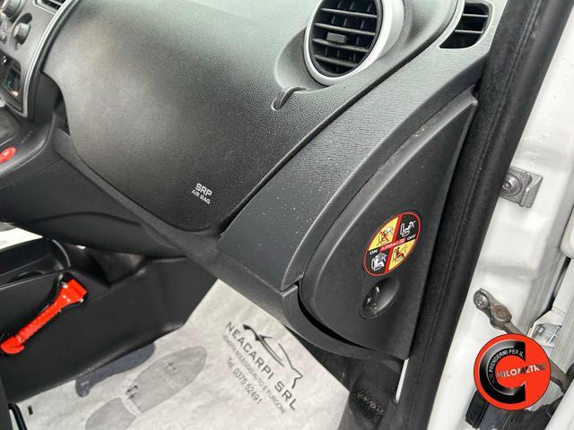 RENAULT Kangoo Z.E. 44 KW N1 ALLESTITO-CRUISE-BATTERIE DI PROPRETA'-