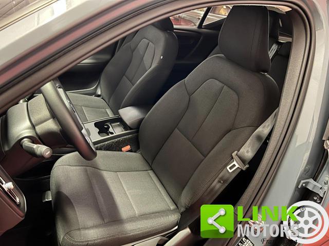 VOLVO XC40 D3 SENSUS NAVI - GARANZIA