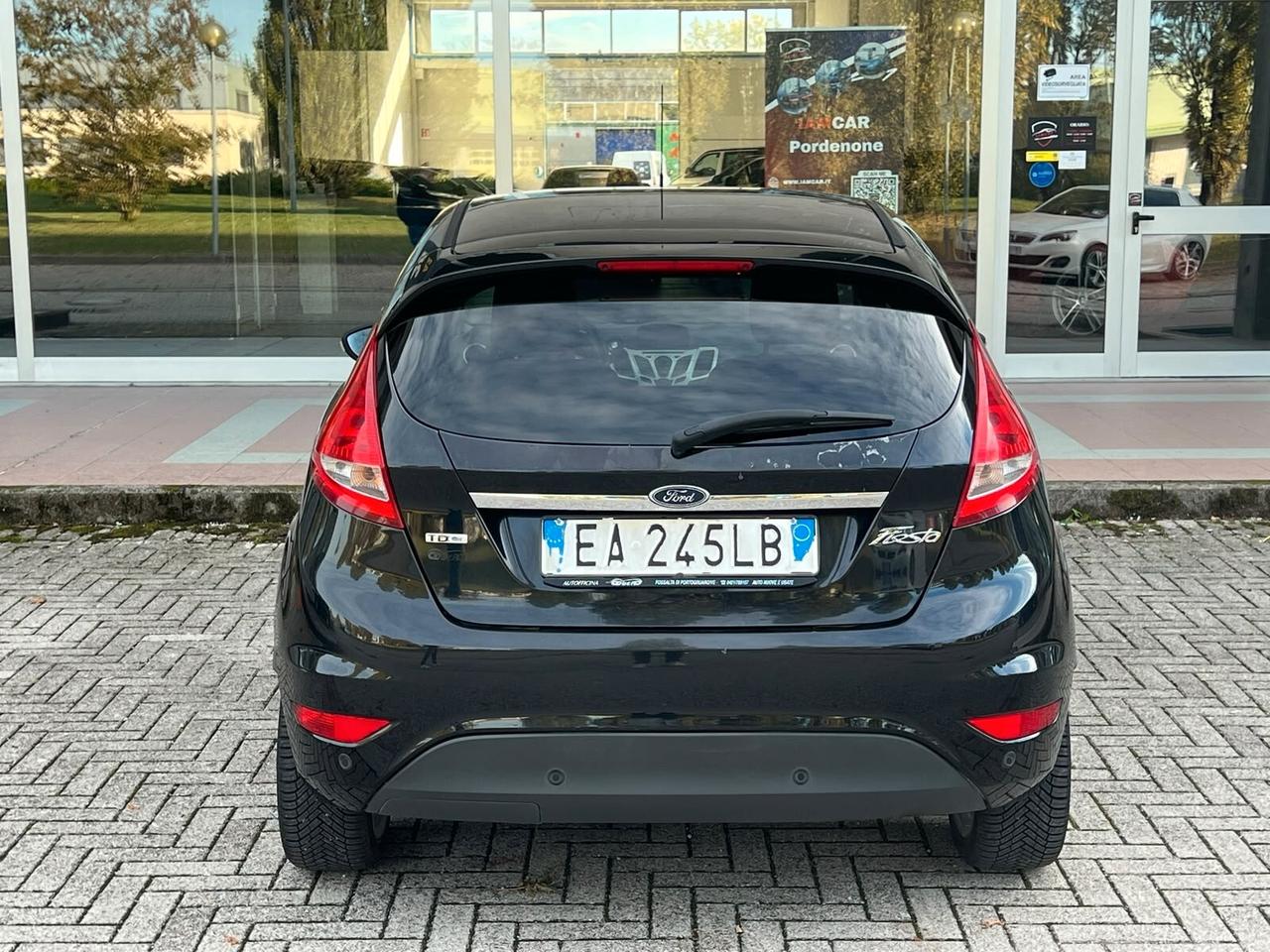 Ford Fiesta 1.6 TDCi 90CV 3 porte DPF Titanium
