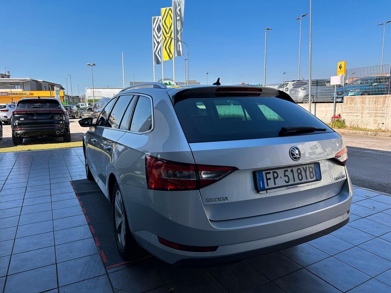 Skoda Superb 1.6 TDI Wagon Executive
