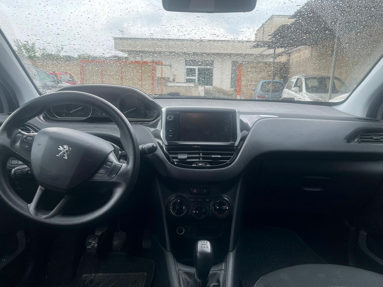 Peugeot 208 PureTech 2016 UNIPRO 118000KM