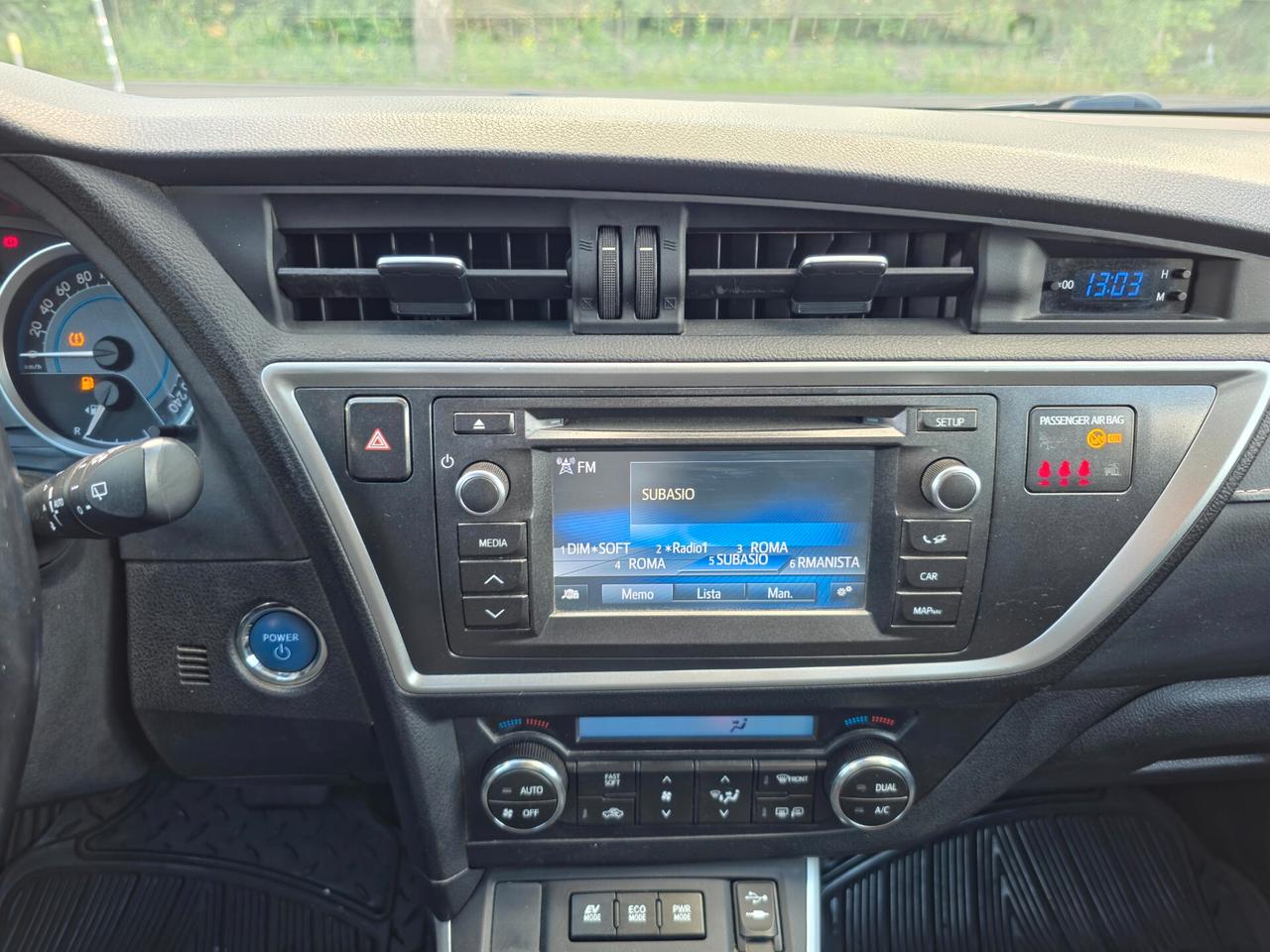 Toyota Auris Touring Sports 1.8 Hybrid Active 2015-E6 Automatico NEO