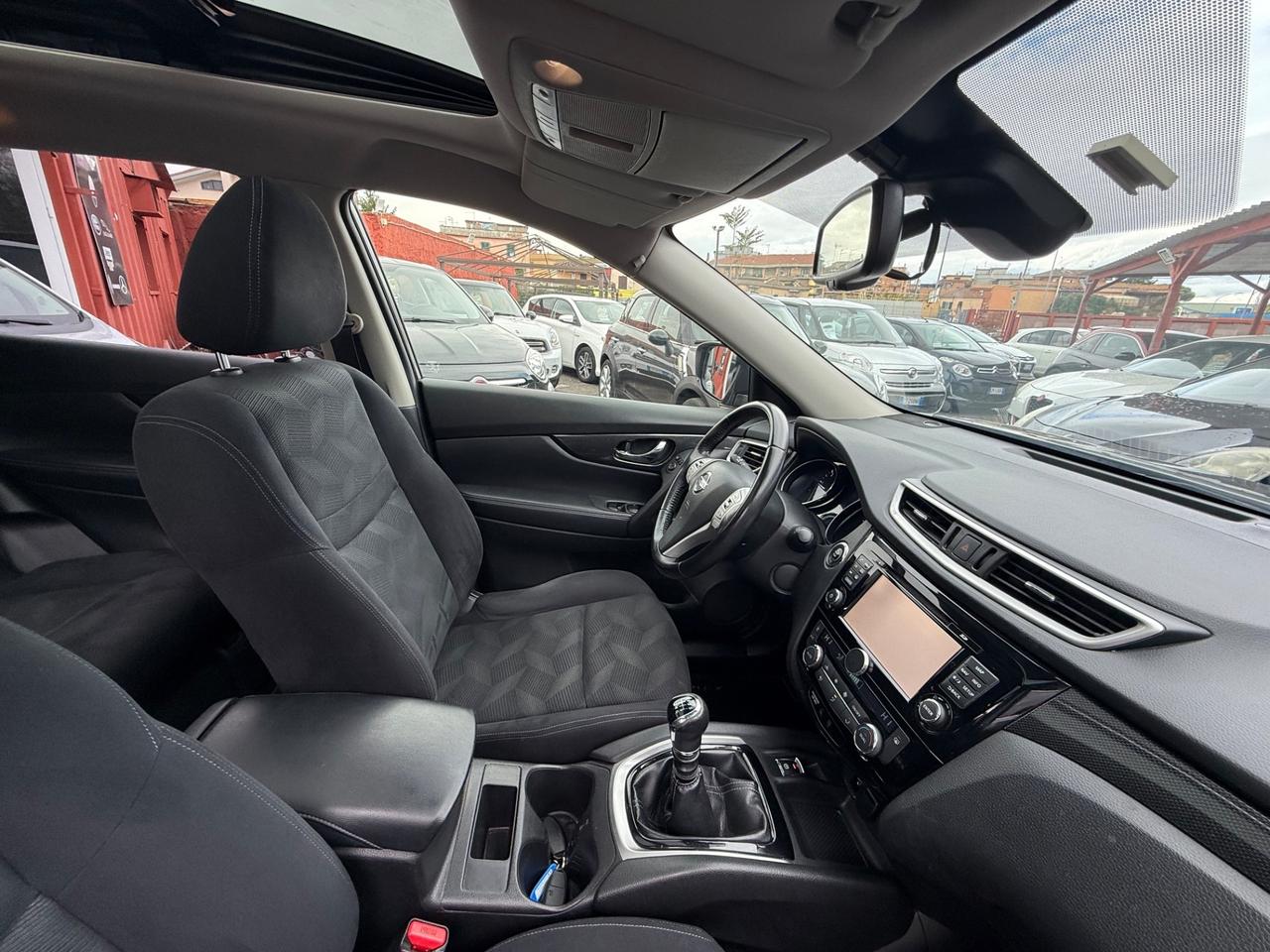 X-Trail 1.6 dCi 2WD Tekna-80 mila km -7 posti-rate