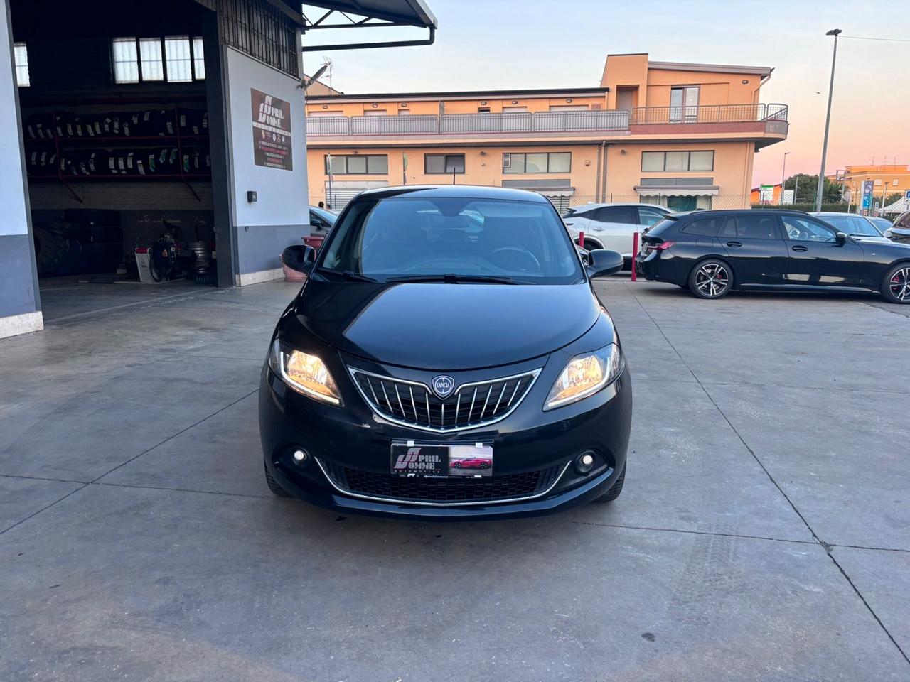 Lancia Ypsilon 1.0 FireFly 5 porte S&S Hybrid Gold PREZZO PROMO