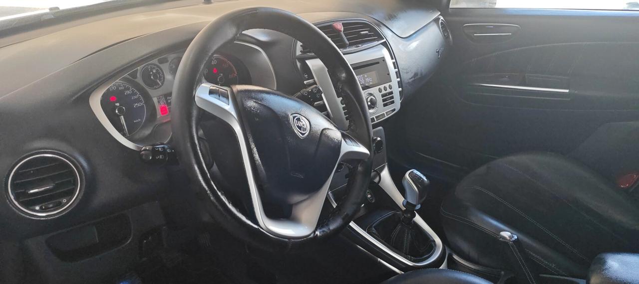Lancia Delta 1.6 MJT DPF Selectronic Platino