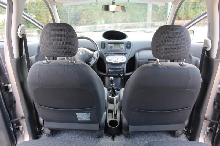 Toyota Yaris Verso 1.3i 16V cat Sol MULTISPAZIO BENZINA TUTTI I TAGLIANDI IN UFFICIALE UNICO UTILIZZATORE