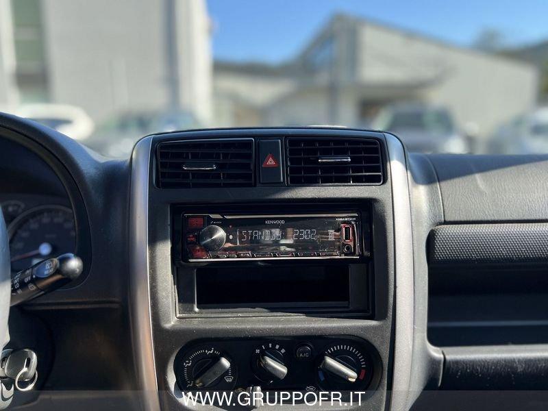 Suzuki Jimny 1.3i 16V cat 4WD JLX