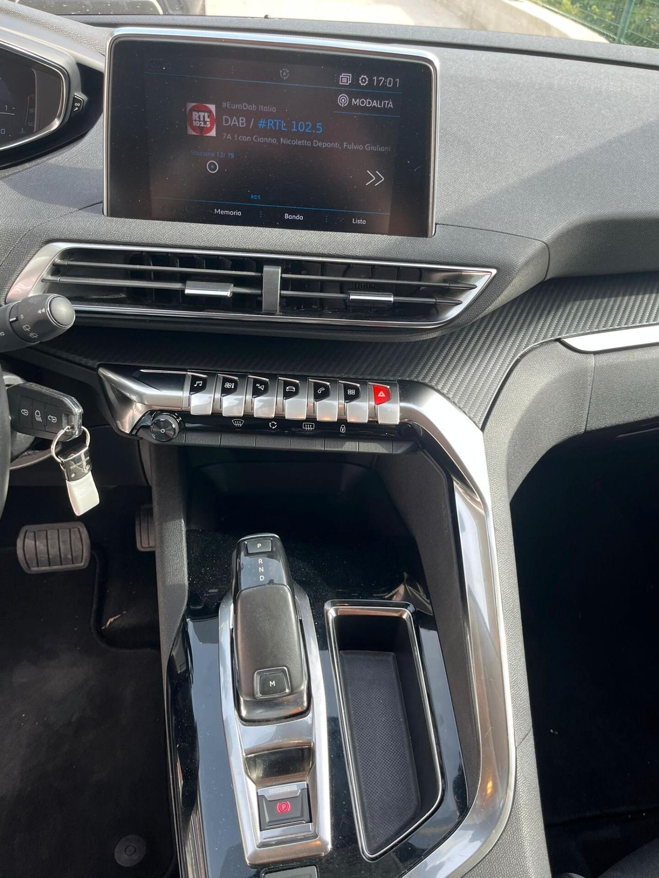 Peugeot 3008 BlueHDi 130 S&S EAT8 Business