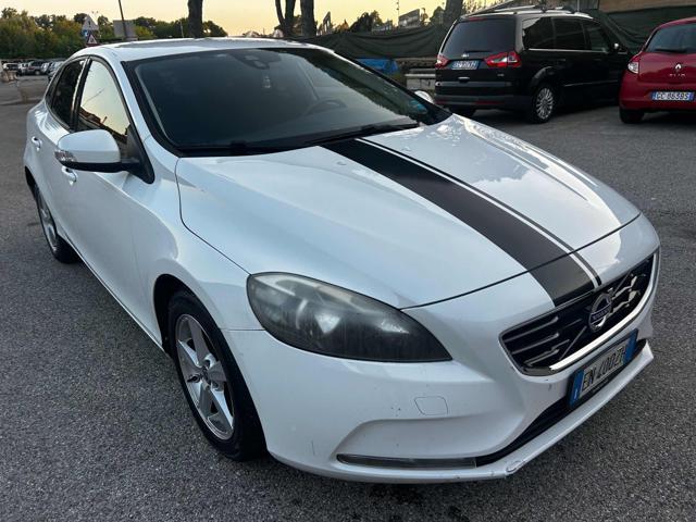 VOLVO V40 D2 1.6 Momentum senza nessun lavoro da fare