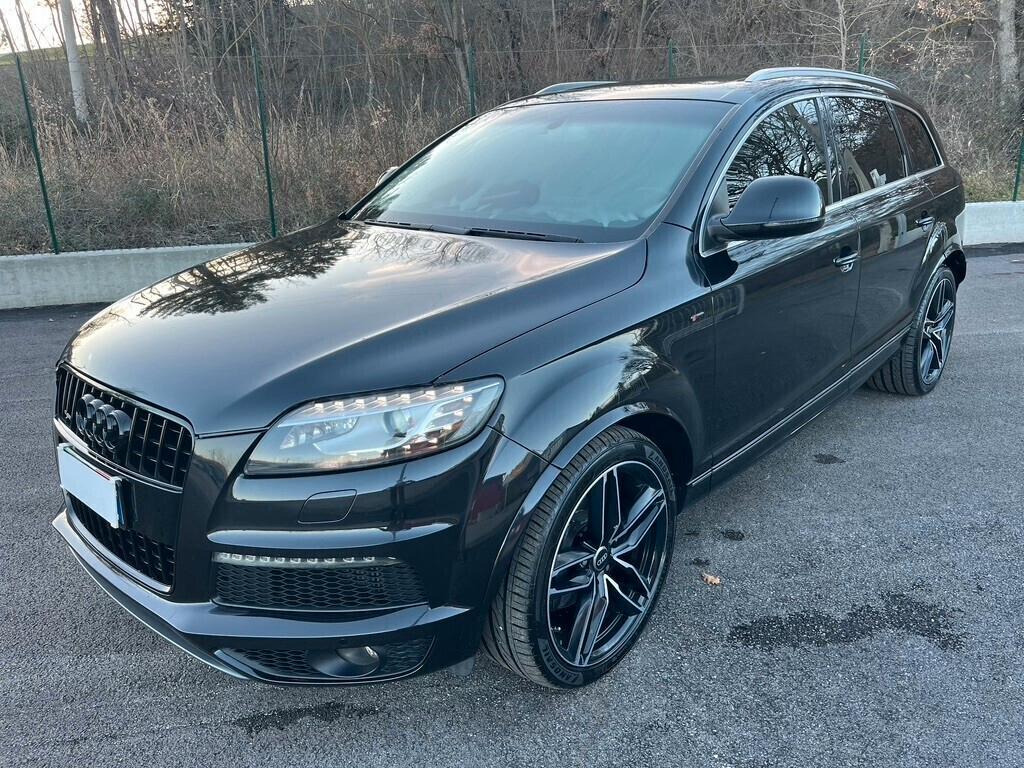 Audi Q7 3.0 V6 TDI 233CV quattro tiptronic S-LINE