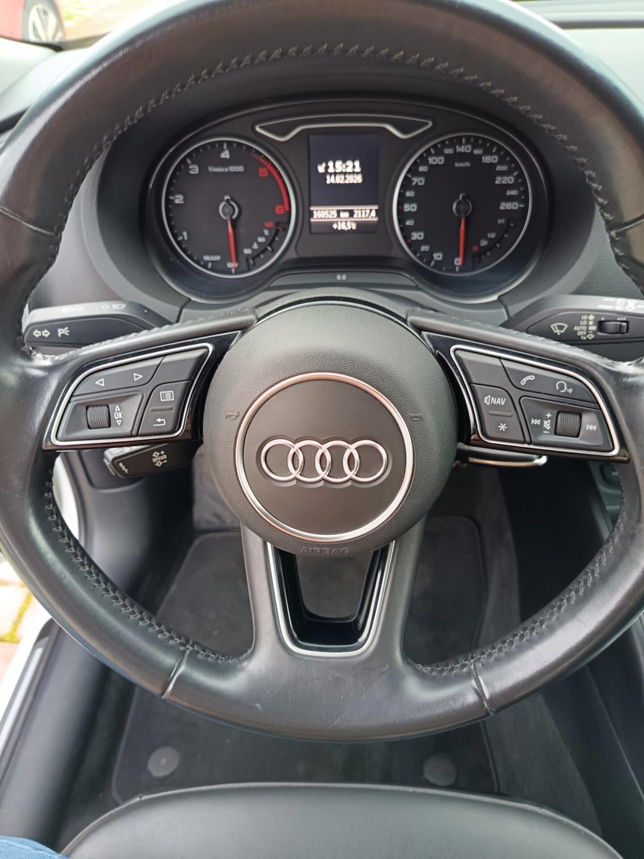 Audi A3 SPB 1.6 TDI S tronic Design