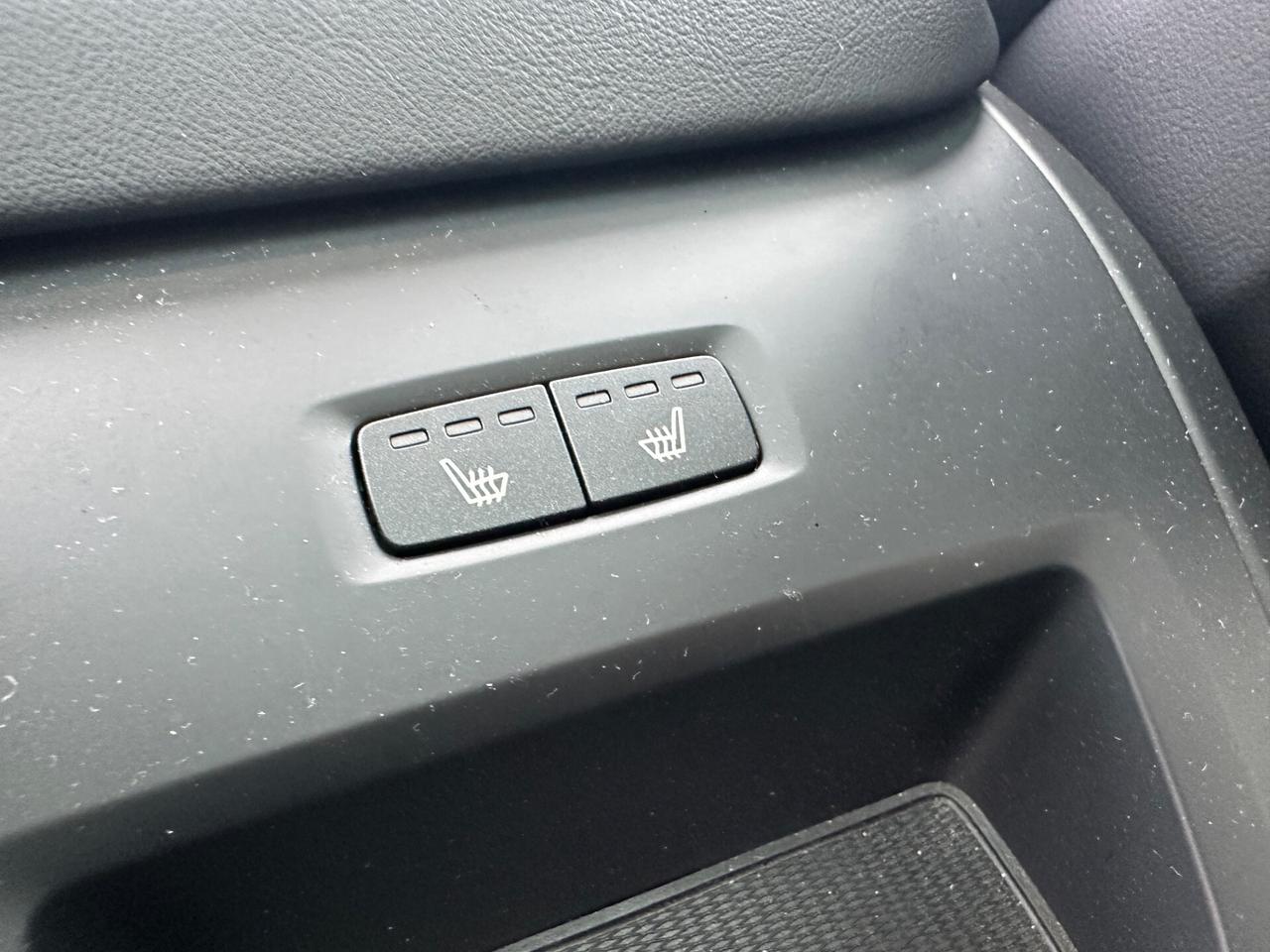 Volvo XC 60 T6 Plug-in hybrid Ultra Dark - 2025