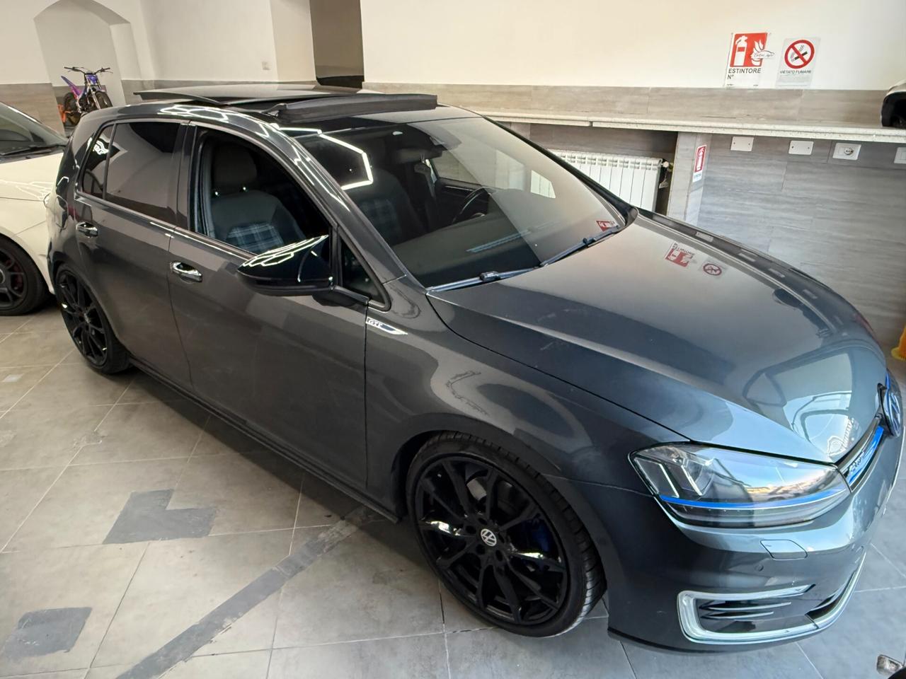 Volkswagen Golf GTE 1.4 TSI DSG 5p. Plug-In-Hybrid