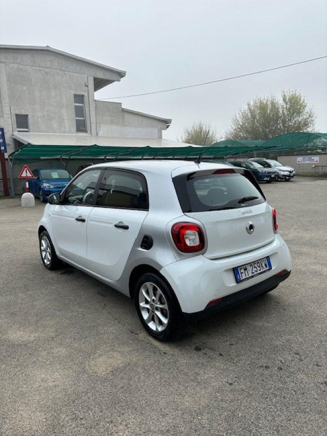 SMART ForFour 70 1.0 Passion