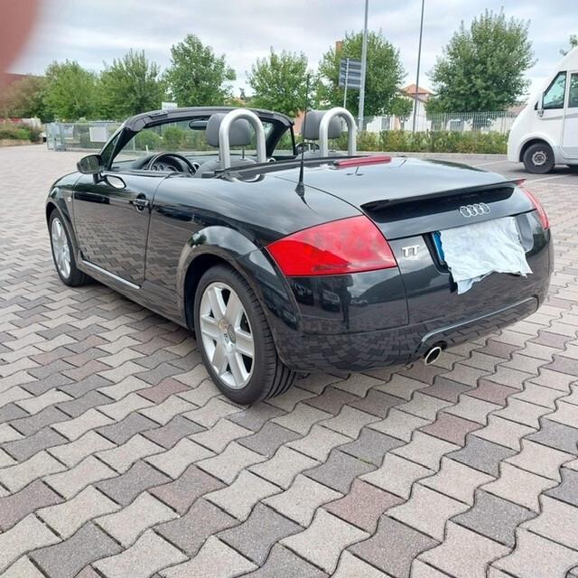Audi TT Roadster 1.8 T 20V 179 CV cat