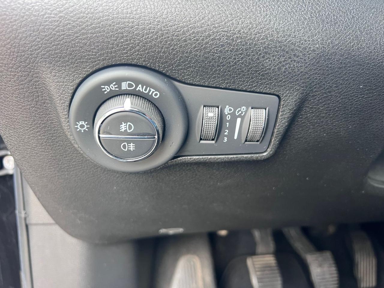 Jeep Compass 1.6 Multijet Limited #10523