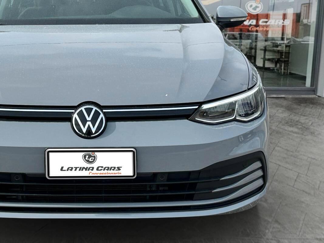Volkswagen Golf Variant 2.0 tdi Life 115cv AUTOM e CarPlay