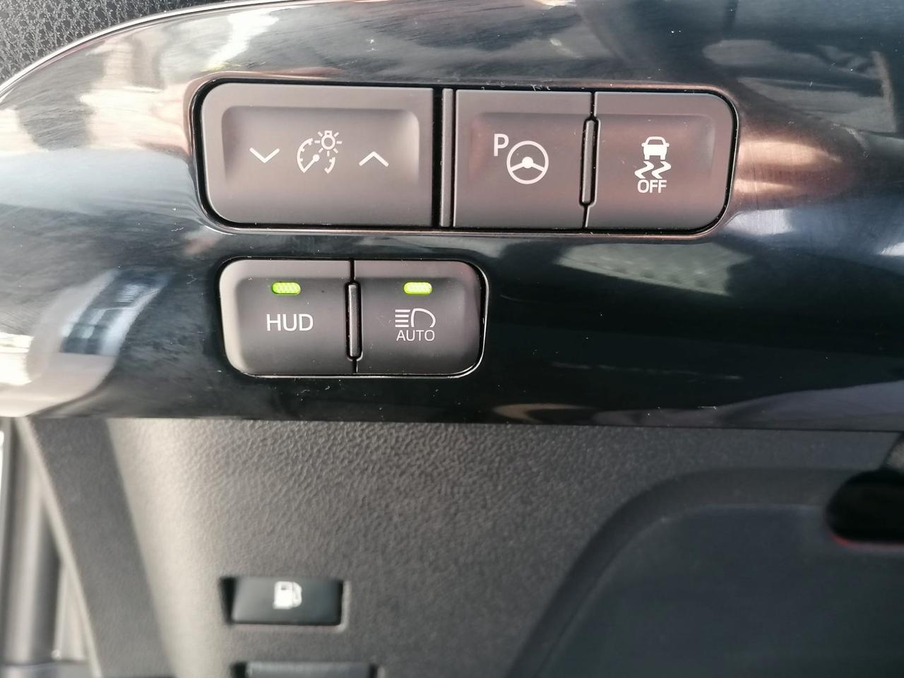 Toyota Prius 1.8 Style BIANCA