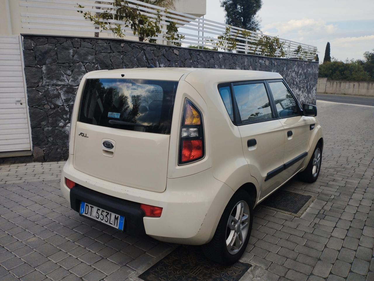 Kia Soul 1.6 CVVT Cool Bi-Fuel