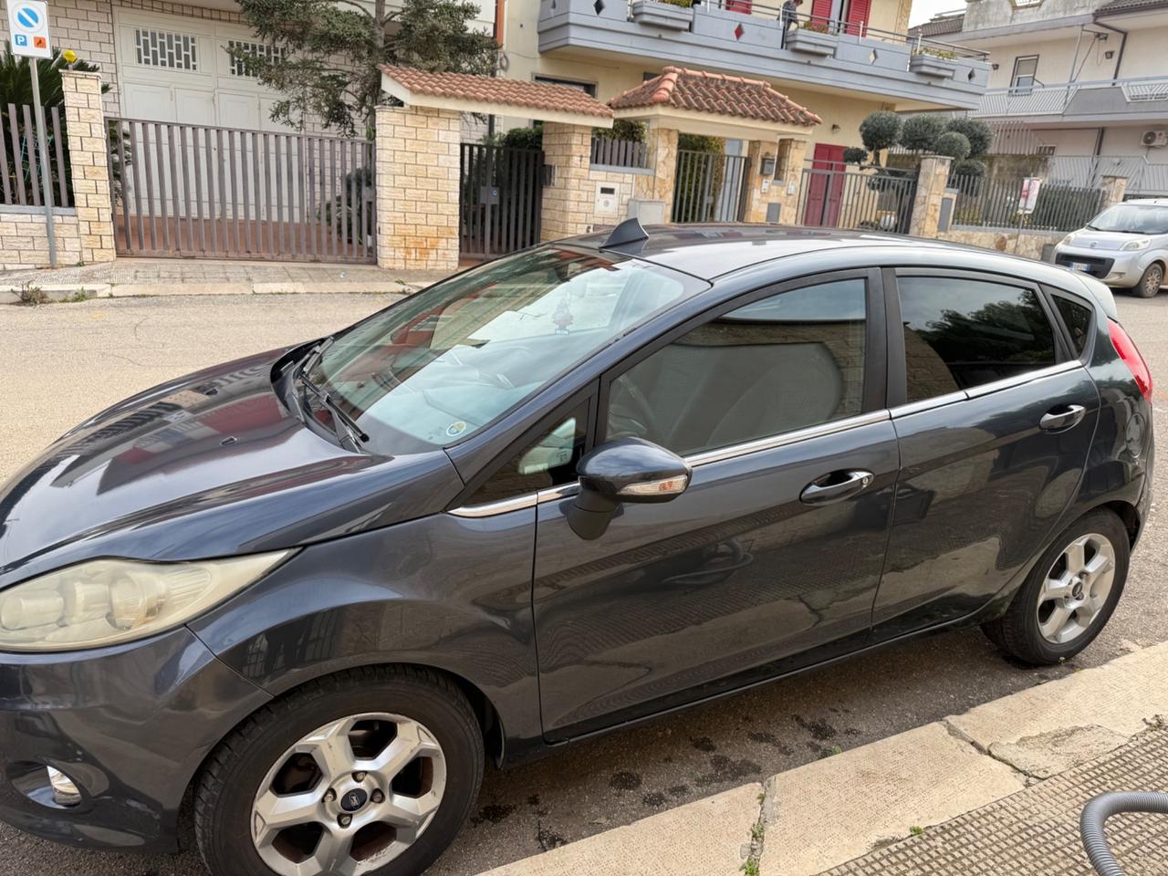 Ford Fiesta Fiesta+ 1.4 5 porte Bz.- GPL