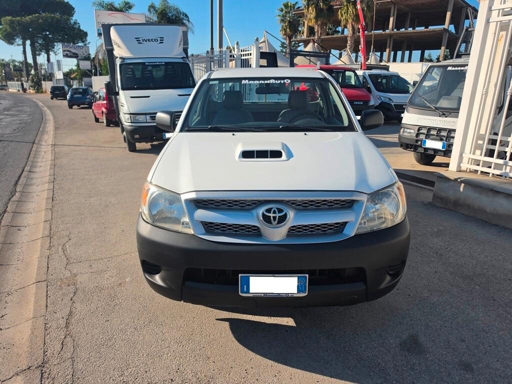 Toyota Hilux 2.5 D-4D 2WD 2p. Pick-up