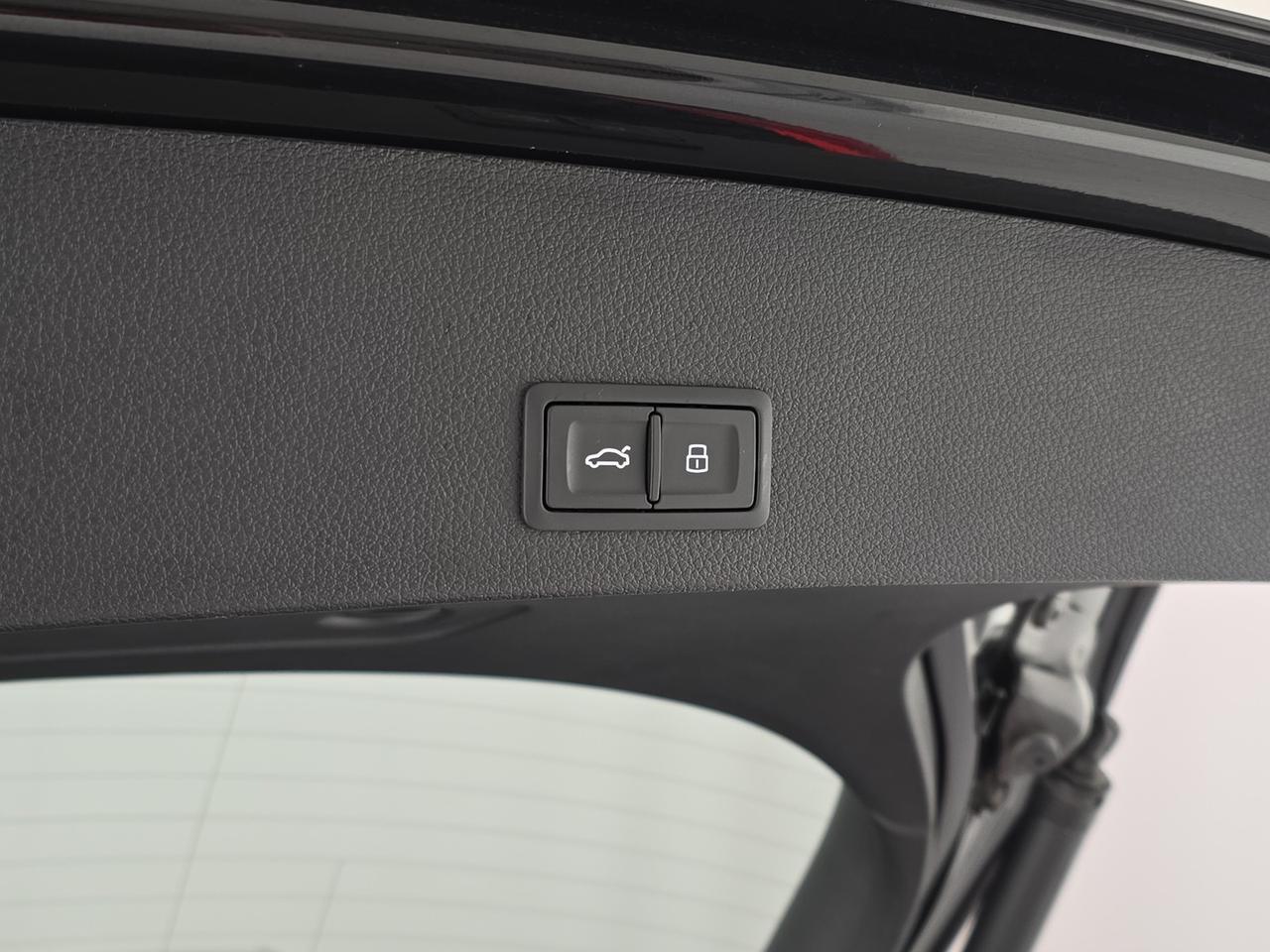 Audi Q2 35 2.0 tdi s line edition s-tronic