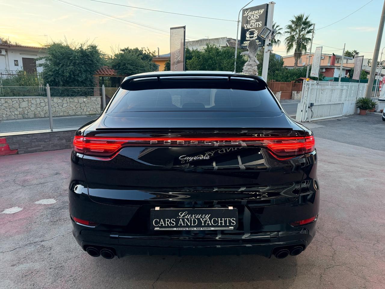 Porsche Cayenne Coupé 3.0 340-PANO-FULL-Total Black