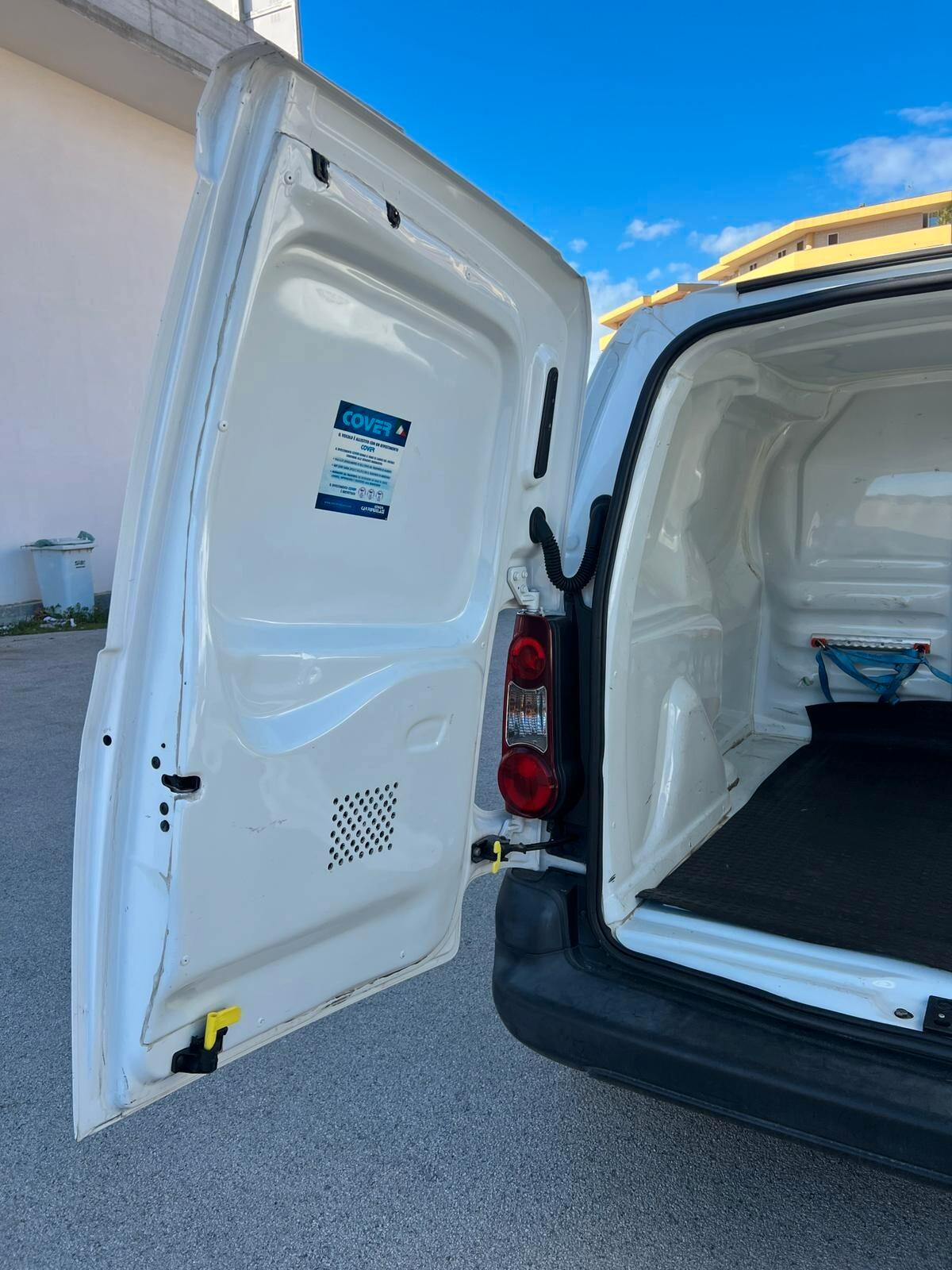 Peugeot Partner BlueHDi 75 L1 Furgone Pro