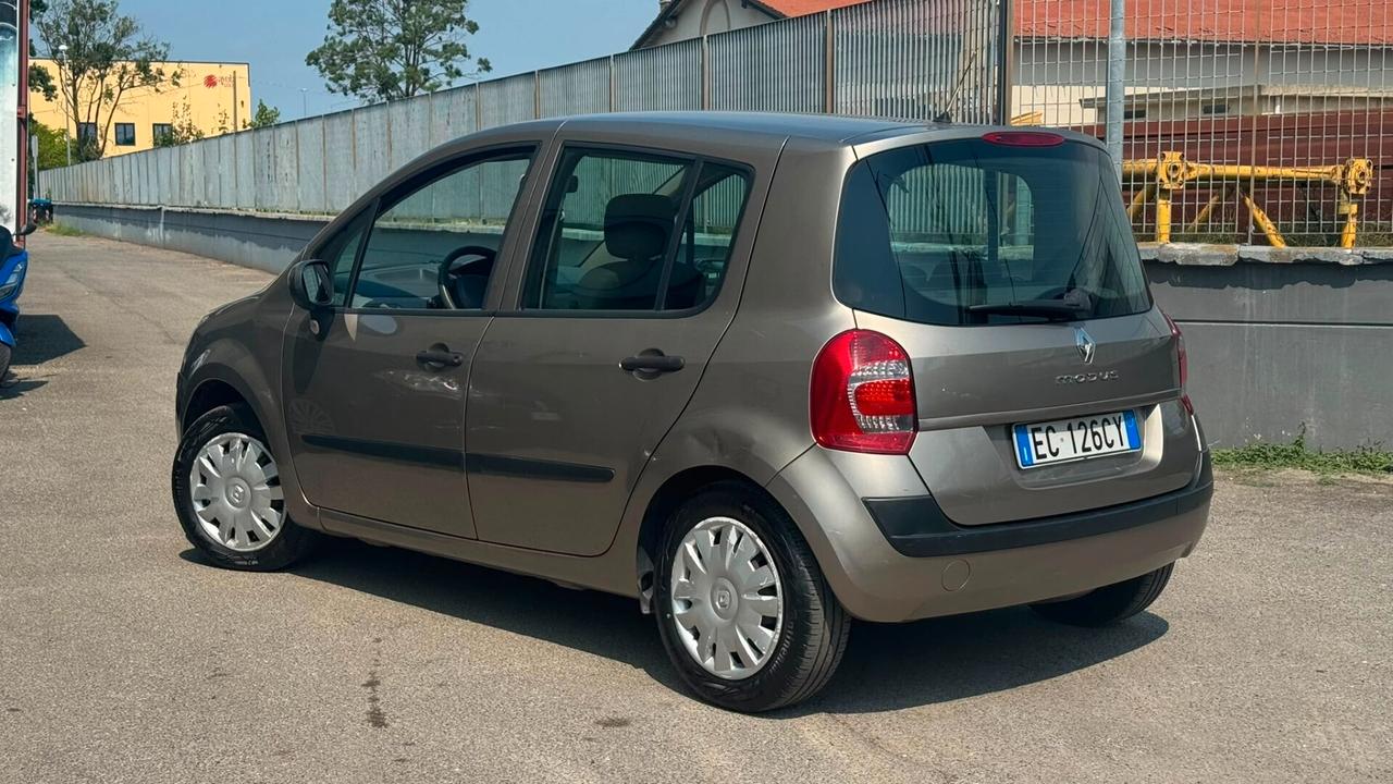 Renault Modus 1.2 16V GPL Dynamique