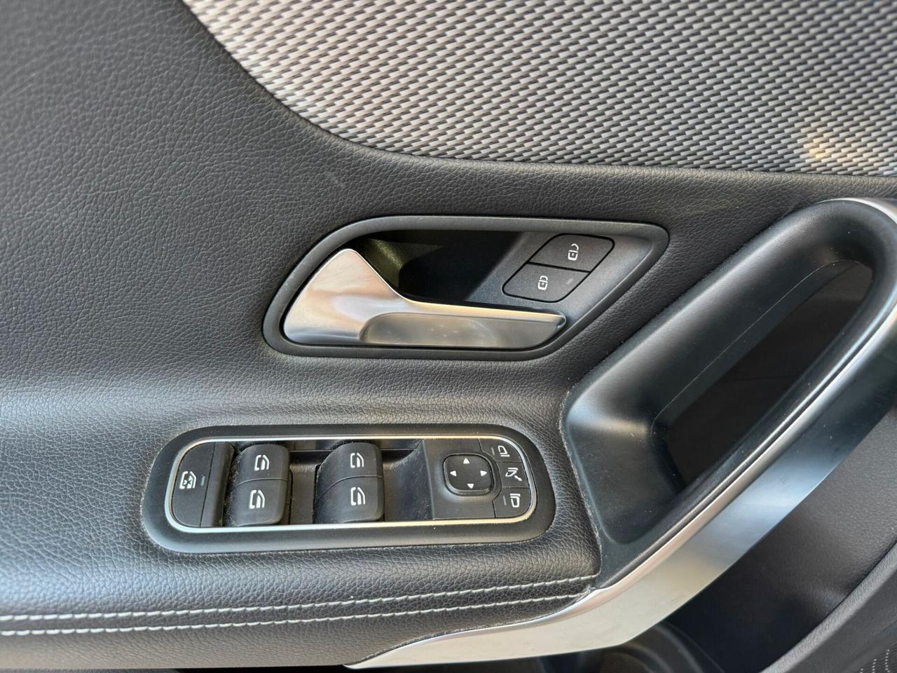 Mercedes-benz A 180 d Automatic Sport