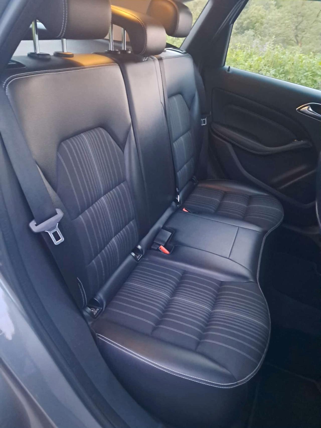 Mercedes-benz B 180 CDI BlueEFFICIENCY Premium