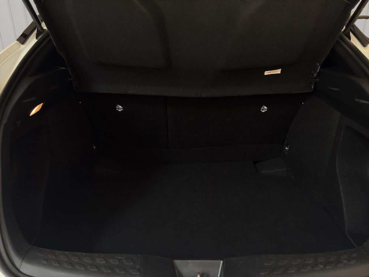 Toyota C-HR 1.8h Active e-cvt