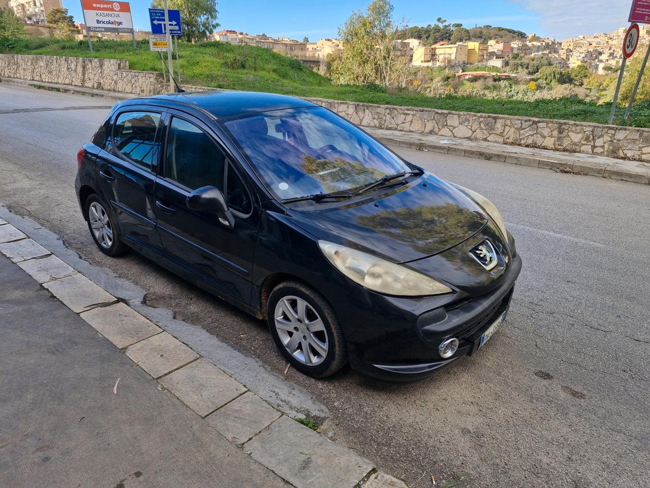 Peugeot 207 1.6 HDi 90CV 5p. XS