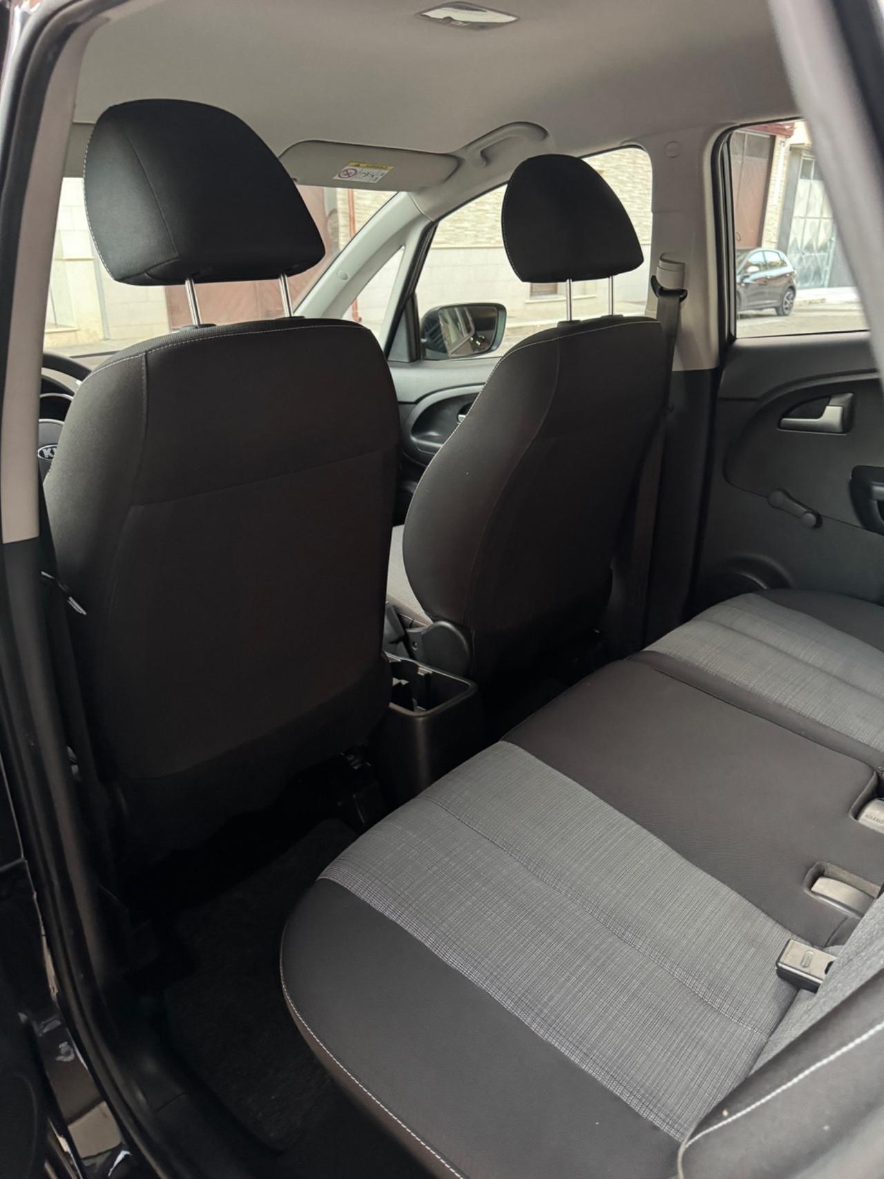 Kia Venga 1.4 CRDi 90 CV S&S High Tech Crossover