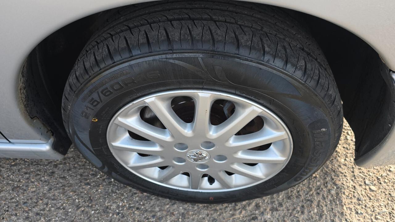 Peugeot Expert Tepee 2.0 HDi 120CV Pedana disabili 8 Posti