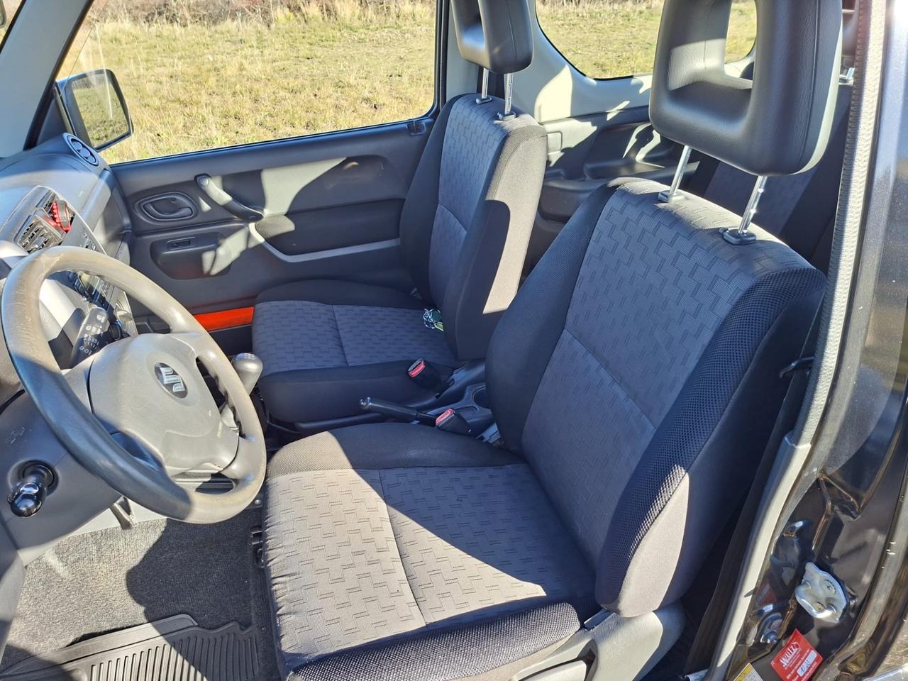 Suzuki Jimny 1.3i 16V cat 4WD Special NEOPAT. Gancio traino bellissima