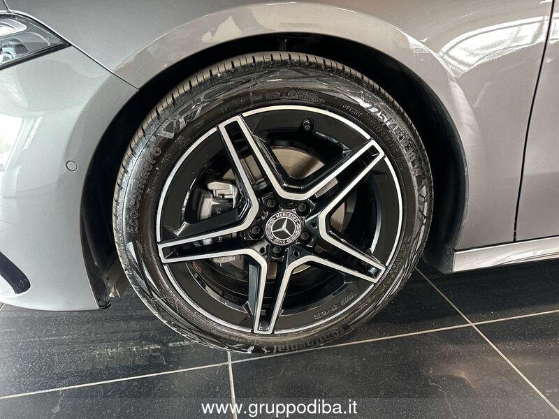 Mercedes-Benz Classe A - W177 2023 A 180 d AMG Line Premium auto